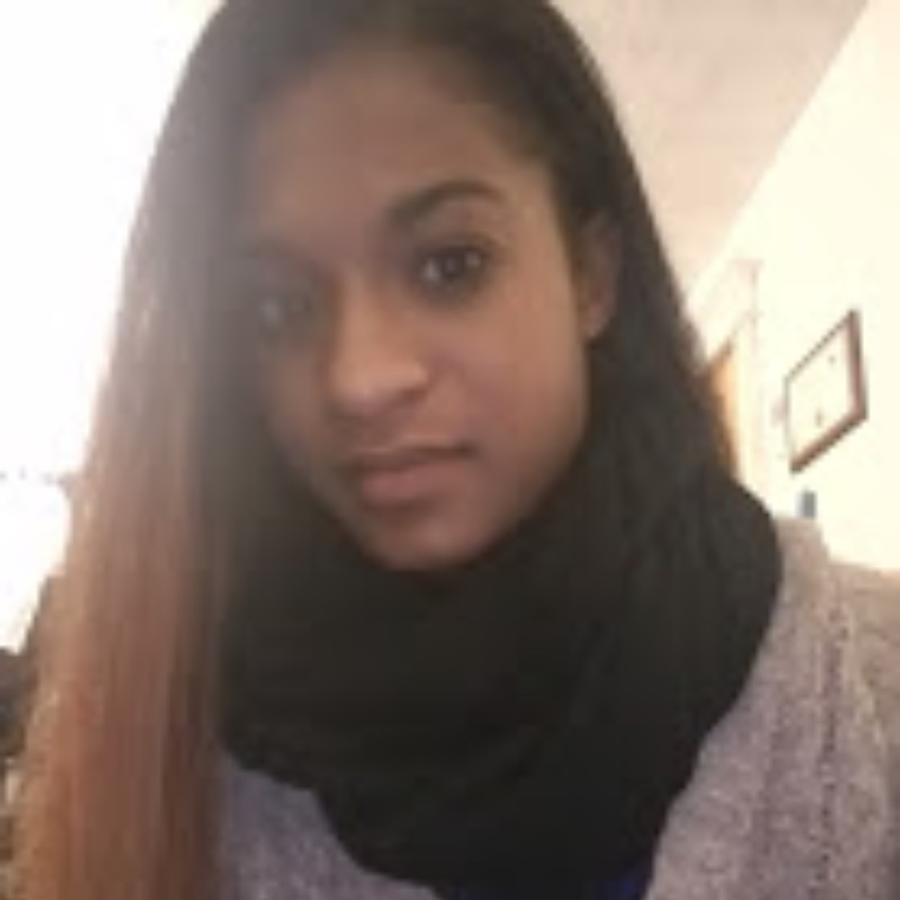 Meet your Posher, Cristina